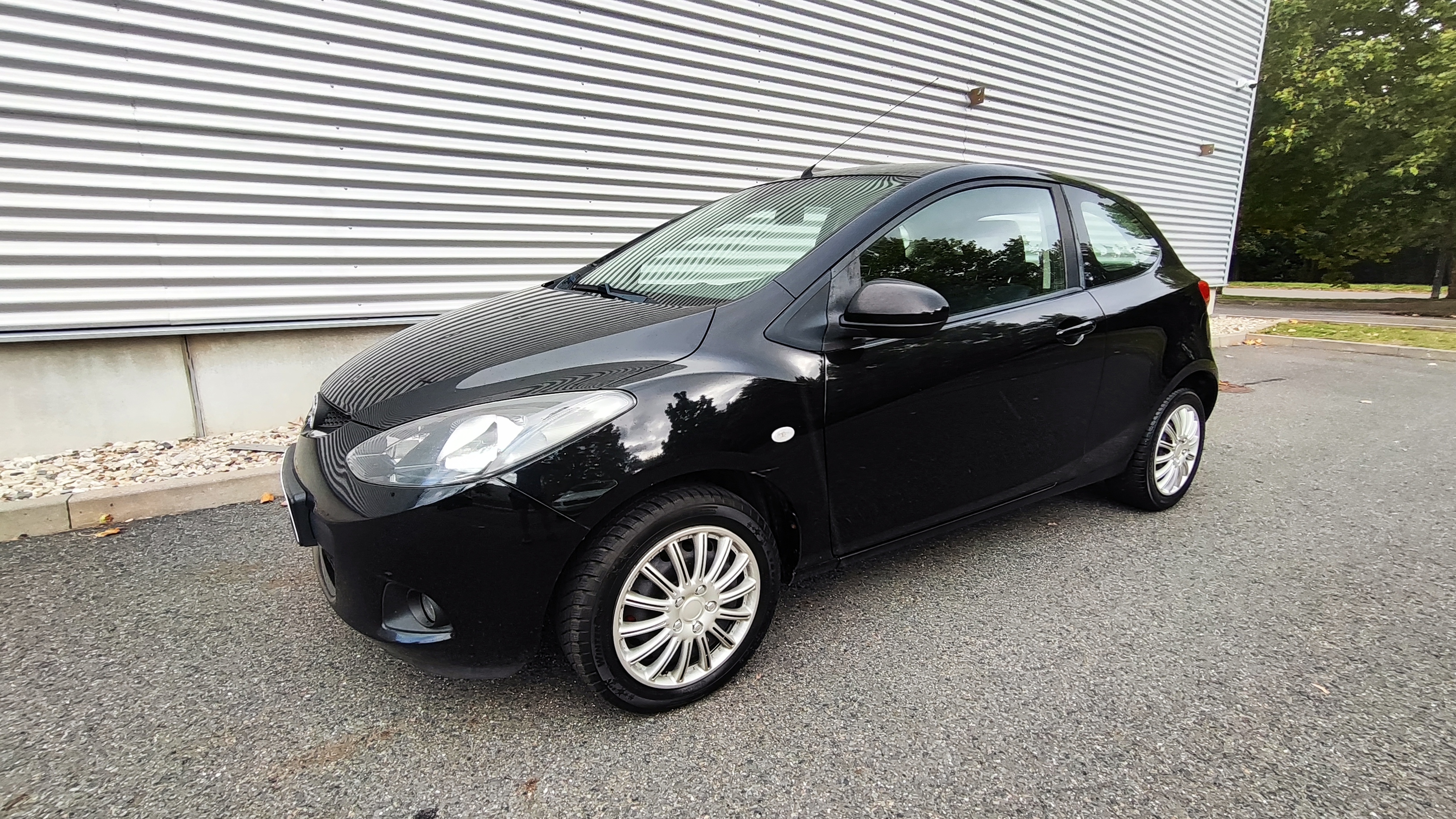 Mazda 2 1.4 i 63kW klimatizace