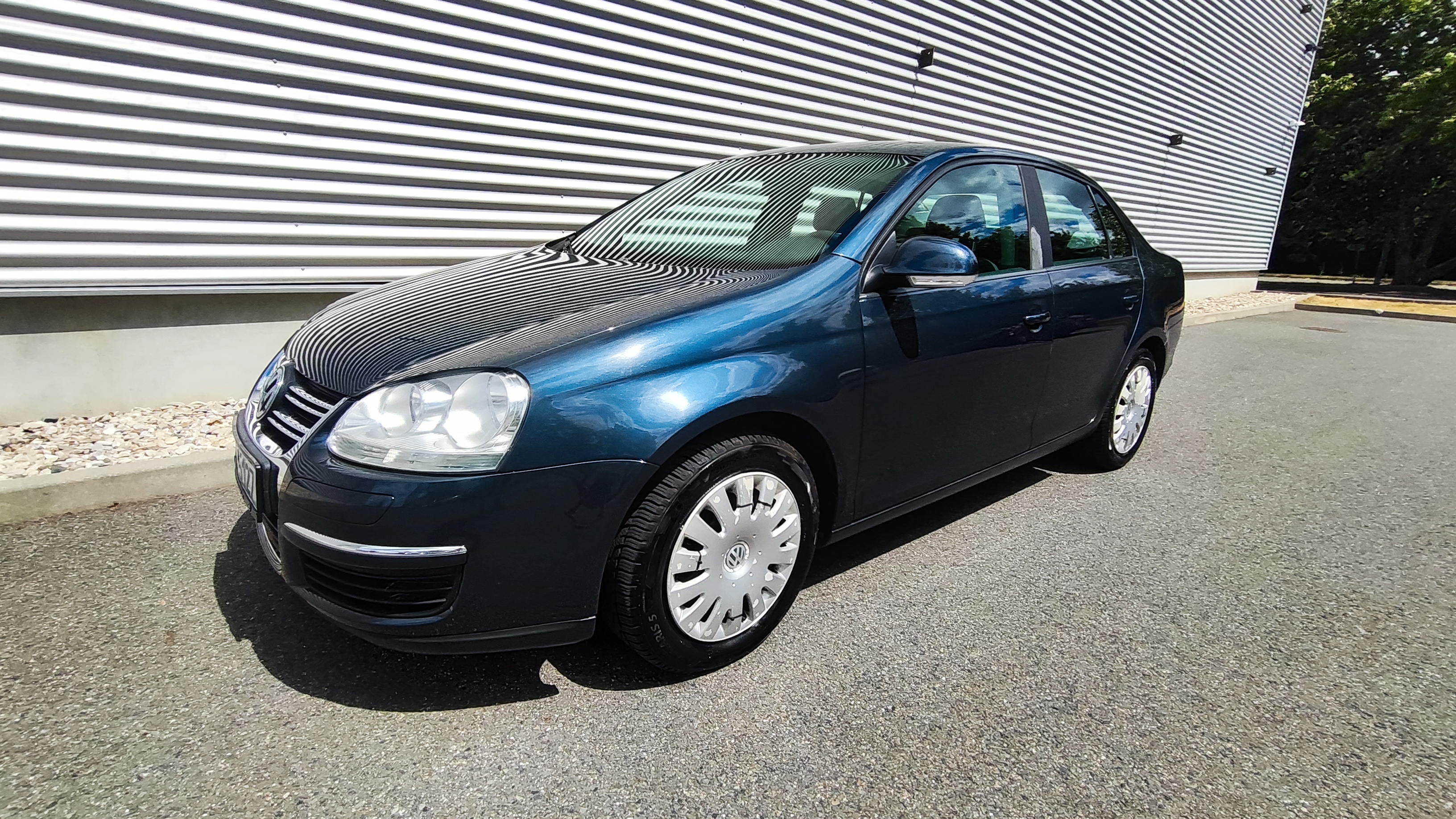Volkswagen Jetta 1.6 MPI Comfortline ČR