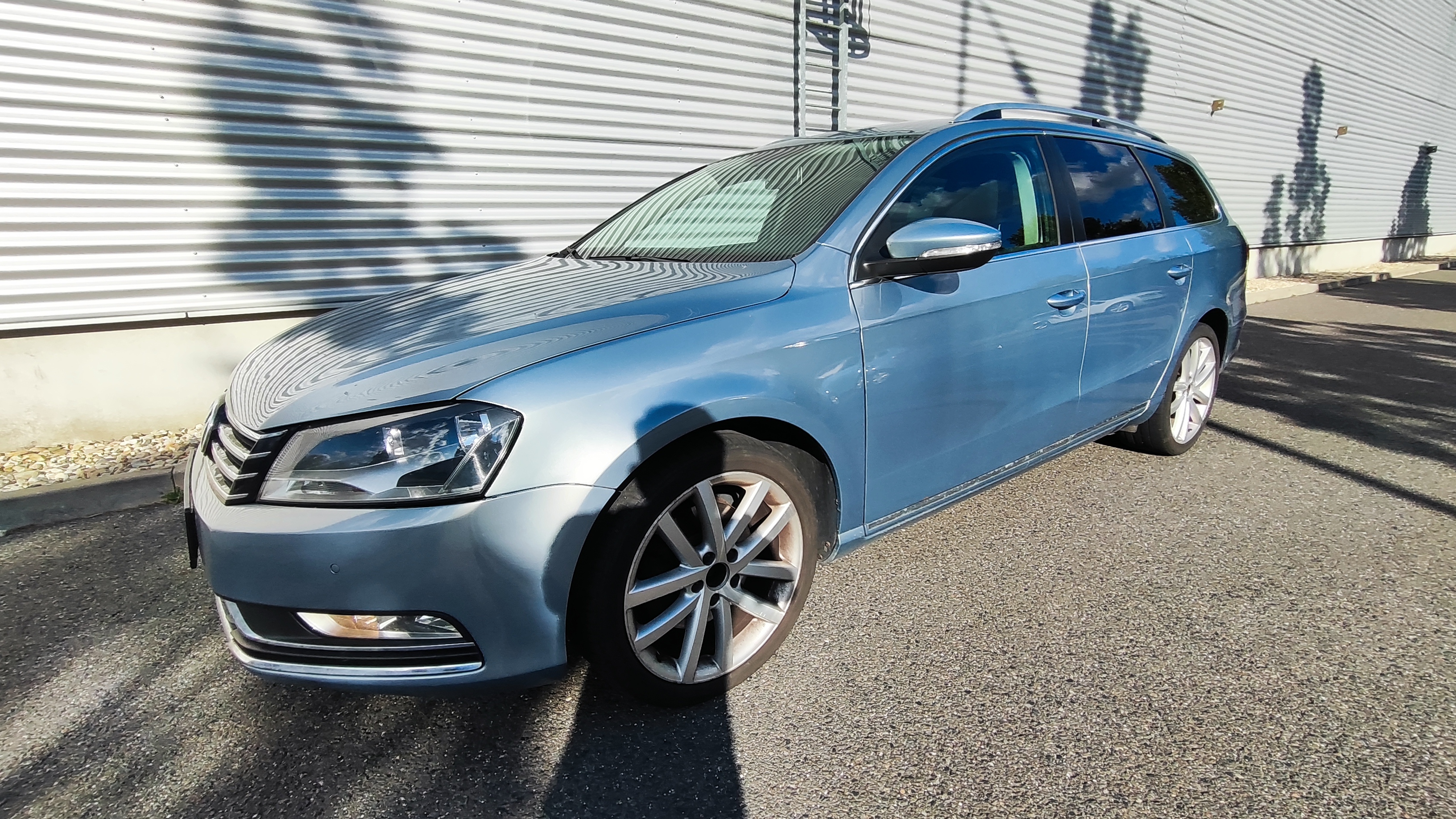 Volkswagen Passat Variant 1.6 TDI DSG  Comfortline